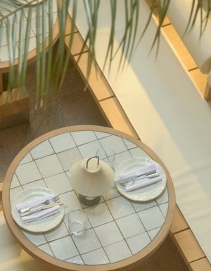 Aerial shot of tables at Golden Avenue in Brisbane