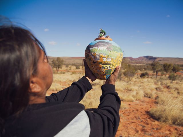 Hermannsburg Potters only in the nt