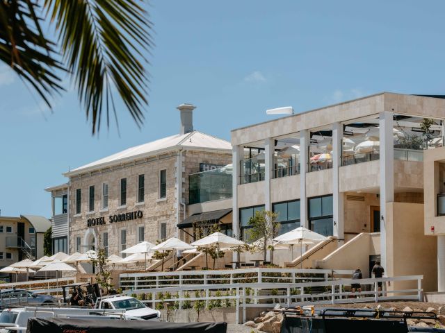 the exterior of Hotel Sorrento, Vic