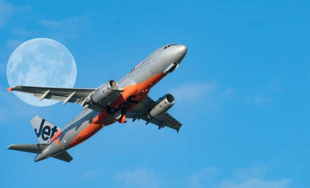 Jetstar Aircraft departing Adelaide