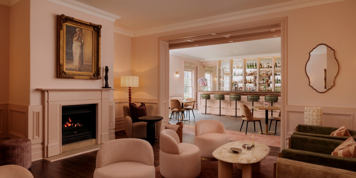 Bowral The charming NSW town crowned best country escape in Australia A refined country escape with grand estates, cosy fireside dining and iconic heritage, Bowral has officially claimed its title as Australia’s best country town. Read more