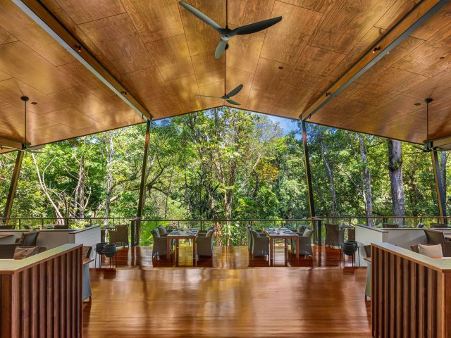 Silky Oak Lodge