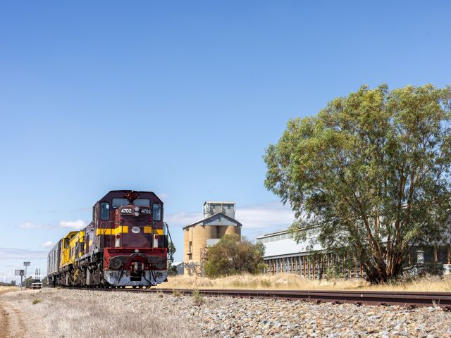 Riverina tour with Vintage Rail Journeys.