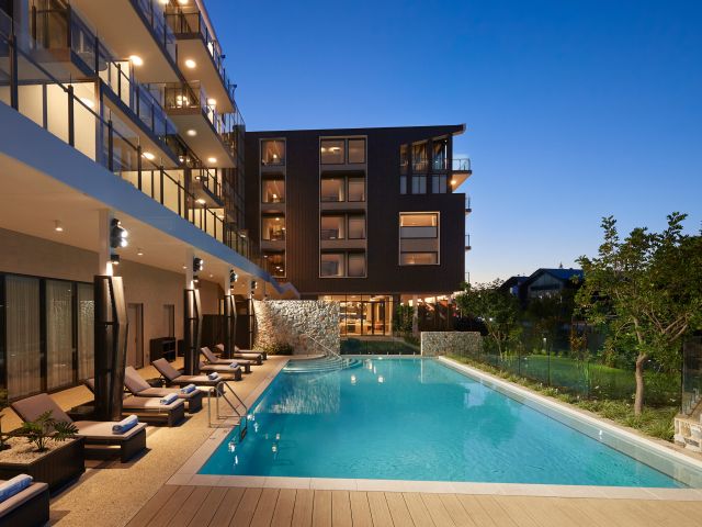heated pool at Hilton Garden Inn Busselton.