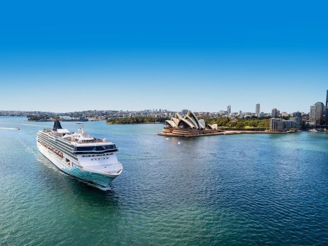 Norwegian Cruise Line Norwegian Spirit tasmania leaving from sydney