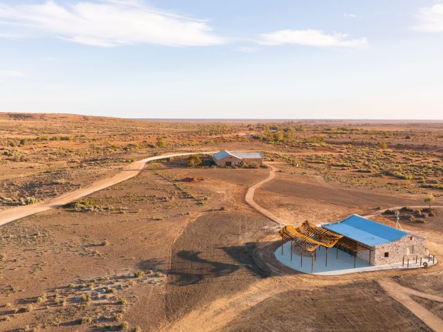 Prairie Hotel outback pub aerial