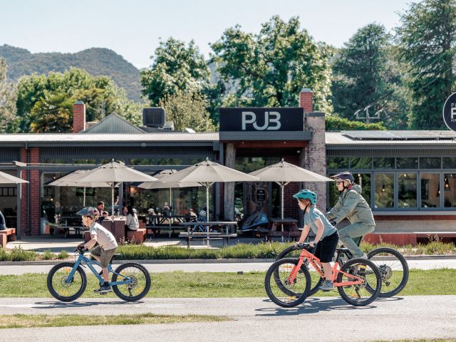 cycling through bright victoria