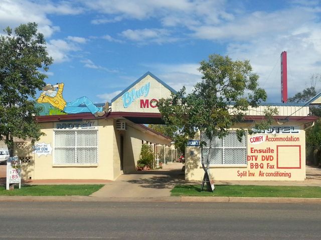Bluey Motel, Lightning Ridge