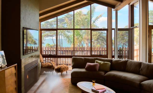 The living area at Surf Hotel Torquay