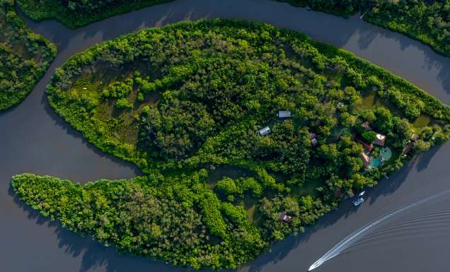 Noosa River, Makepeace Island