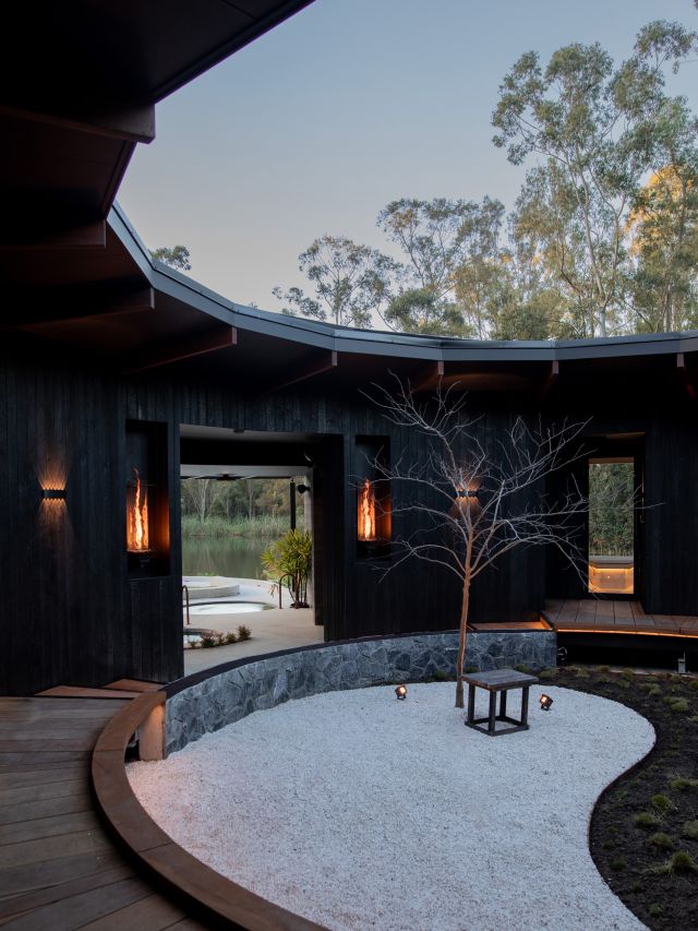 the SOL Elements bathhouse