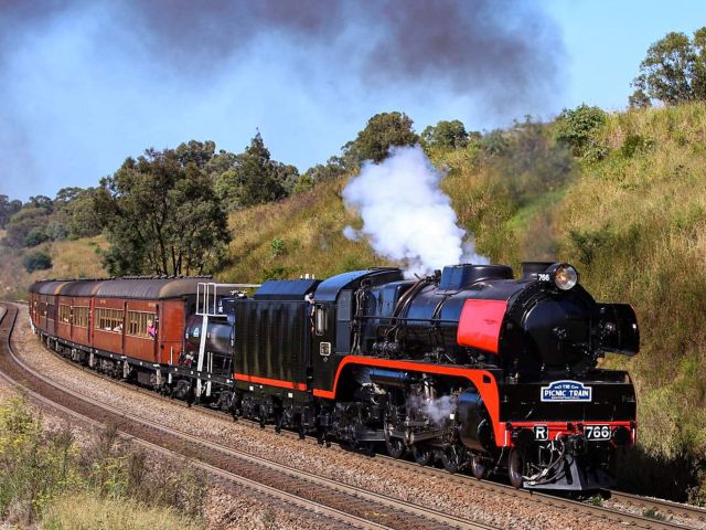 Kiama picnic train