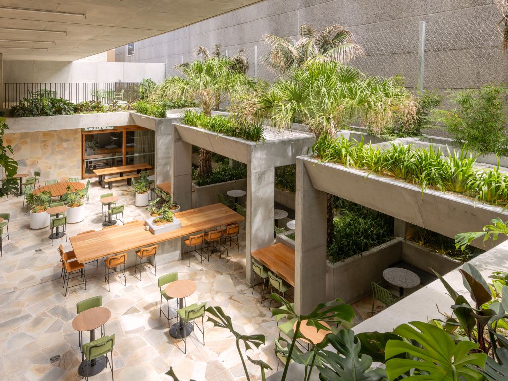 lyf bondi junction outdoor dining