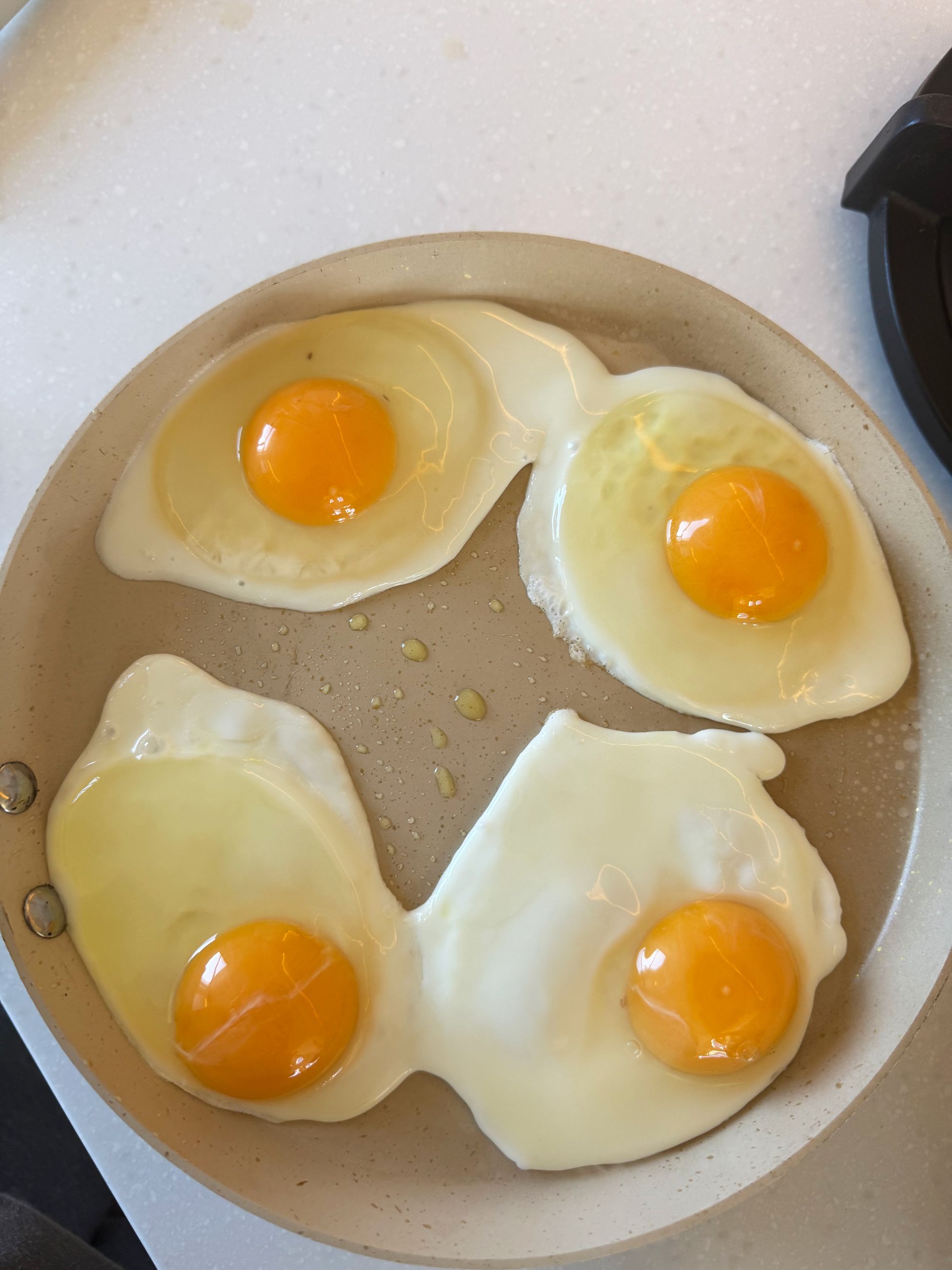 Cooking eggs