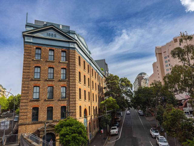 Hotel Woolstore 1888 in Sydney, NSW