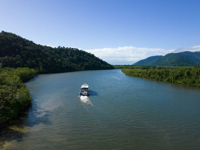 Mulgrave River cruise