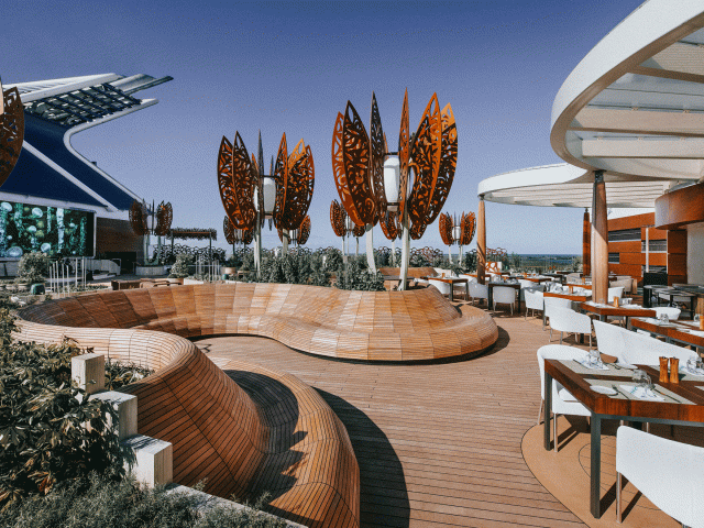 celebrity edge restaurant