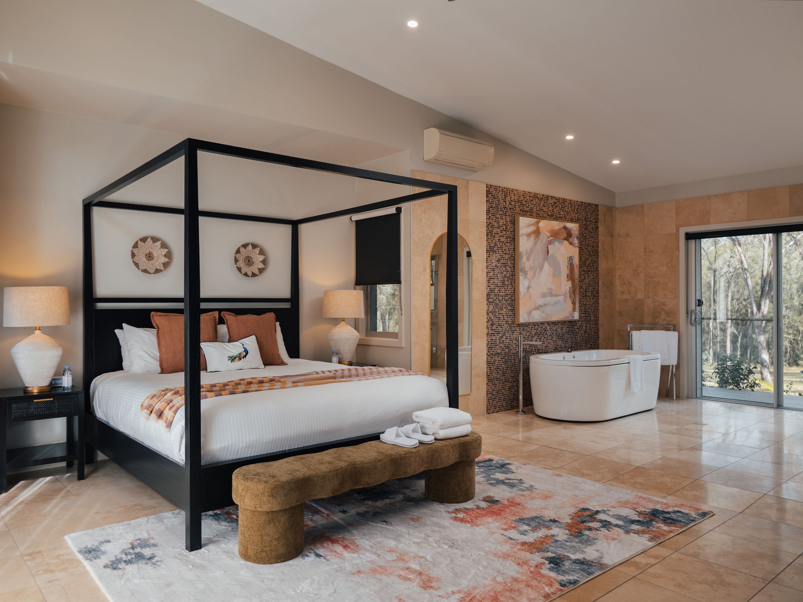 Clayfields Hunter Valley Valley View bedroom