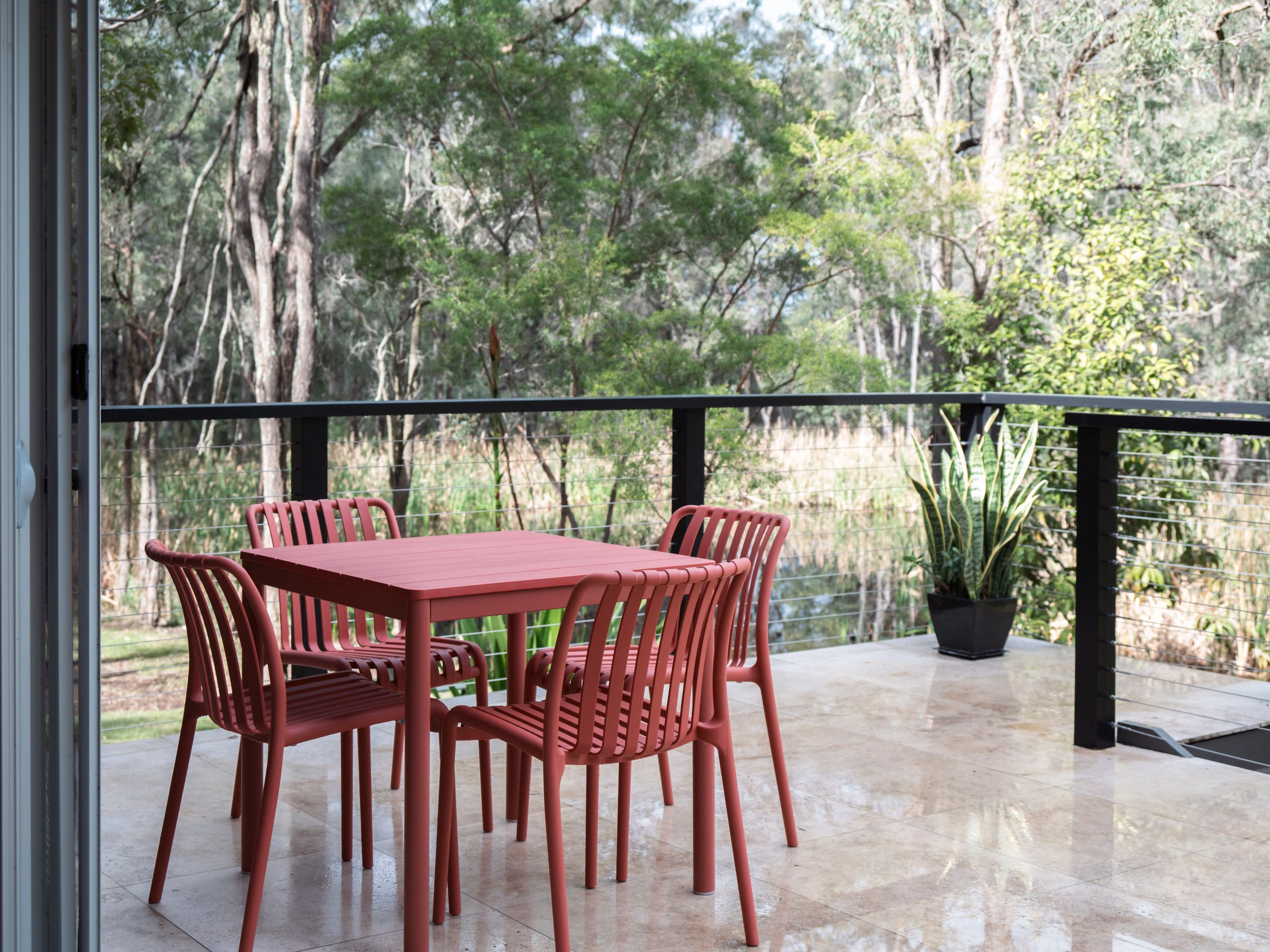 Clayfields Hunter Valley Lake View Villa balcony