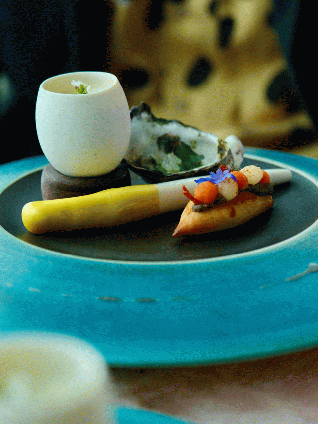 mona hobart dining