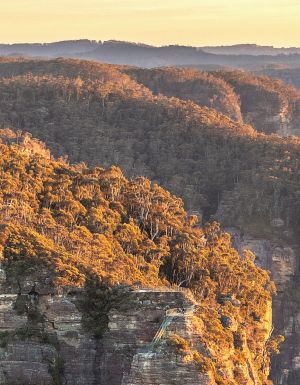 Pulpit Rock Lookout near Govetts Leap, Blue Mountains National Park