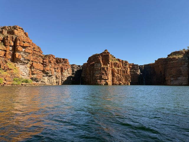 The twin King George Falls from afar