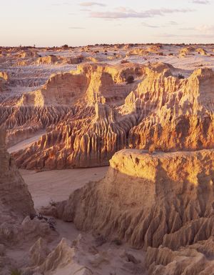 see mungo national park on AAT Kings new NSW outback tour