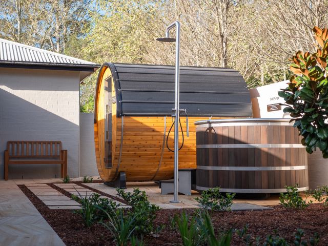 vela spa and bathhouse