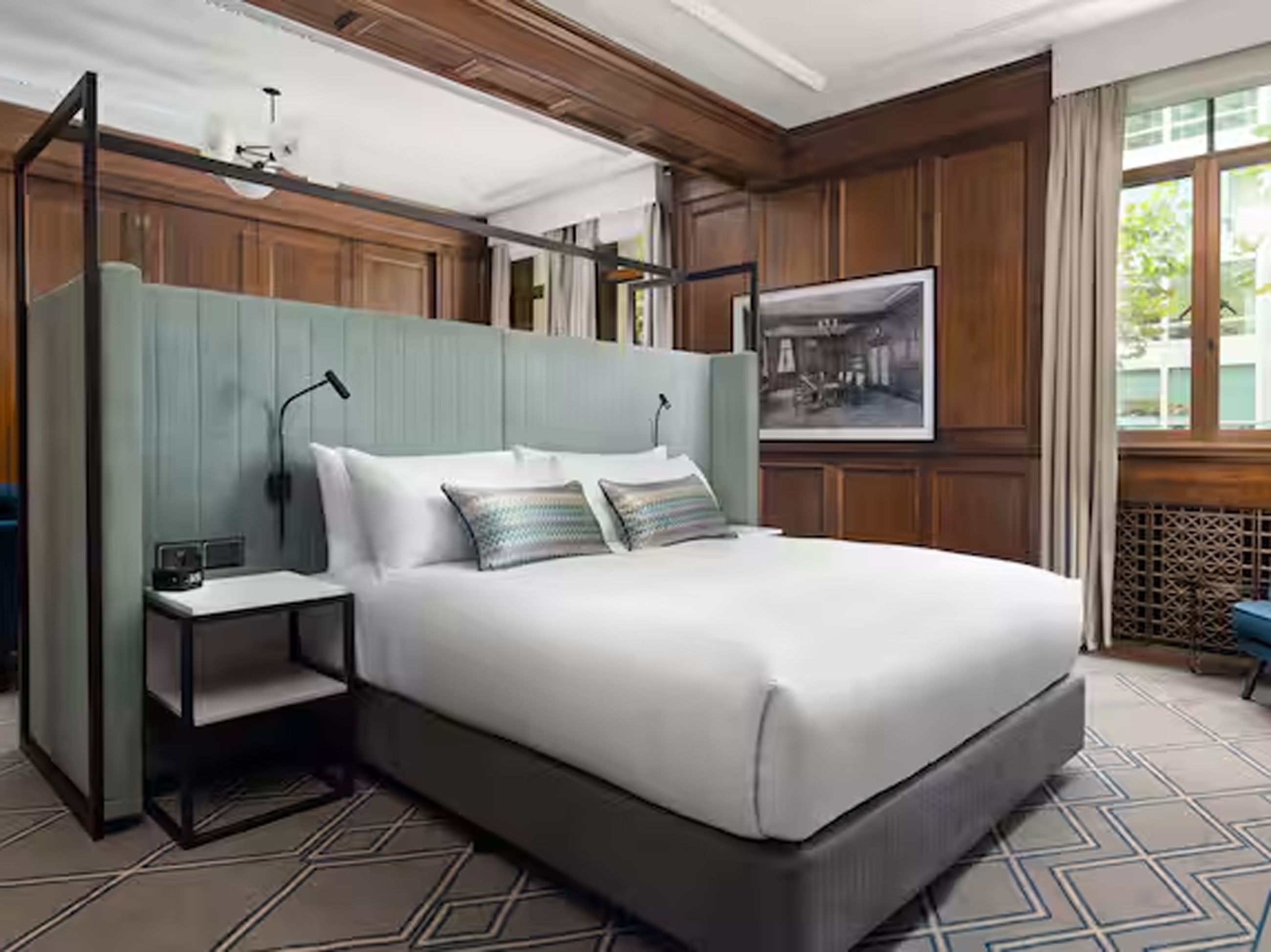 Hilton Melbourne Little Queen Street suite interior
