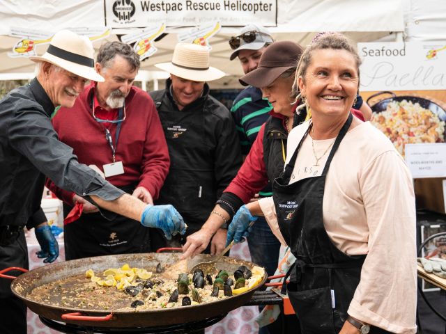 Westpac Helicopter Rescue Service team with their Seafood Paella at the 2019 Moree on a Plate Festival