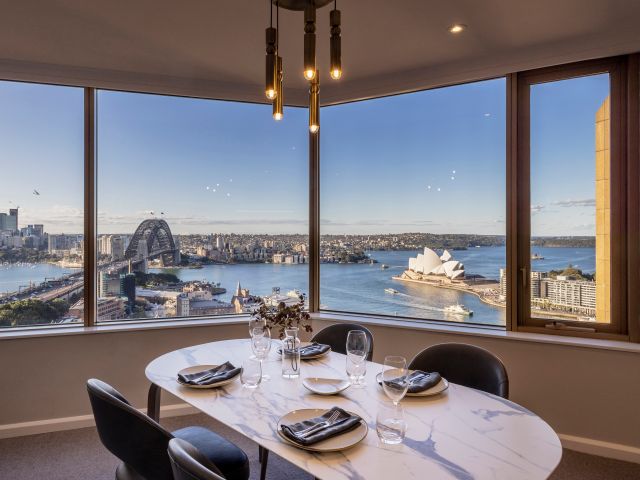 Dining with views of Sydney’s iconic landmarks.
