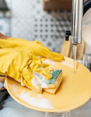 airbnb rules washing dishes